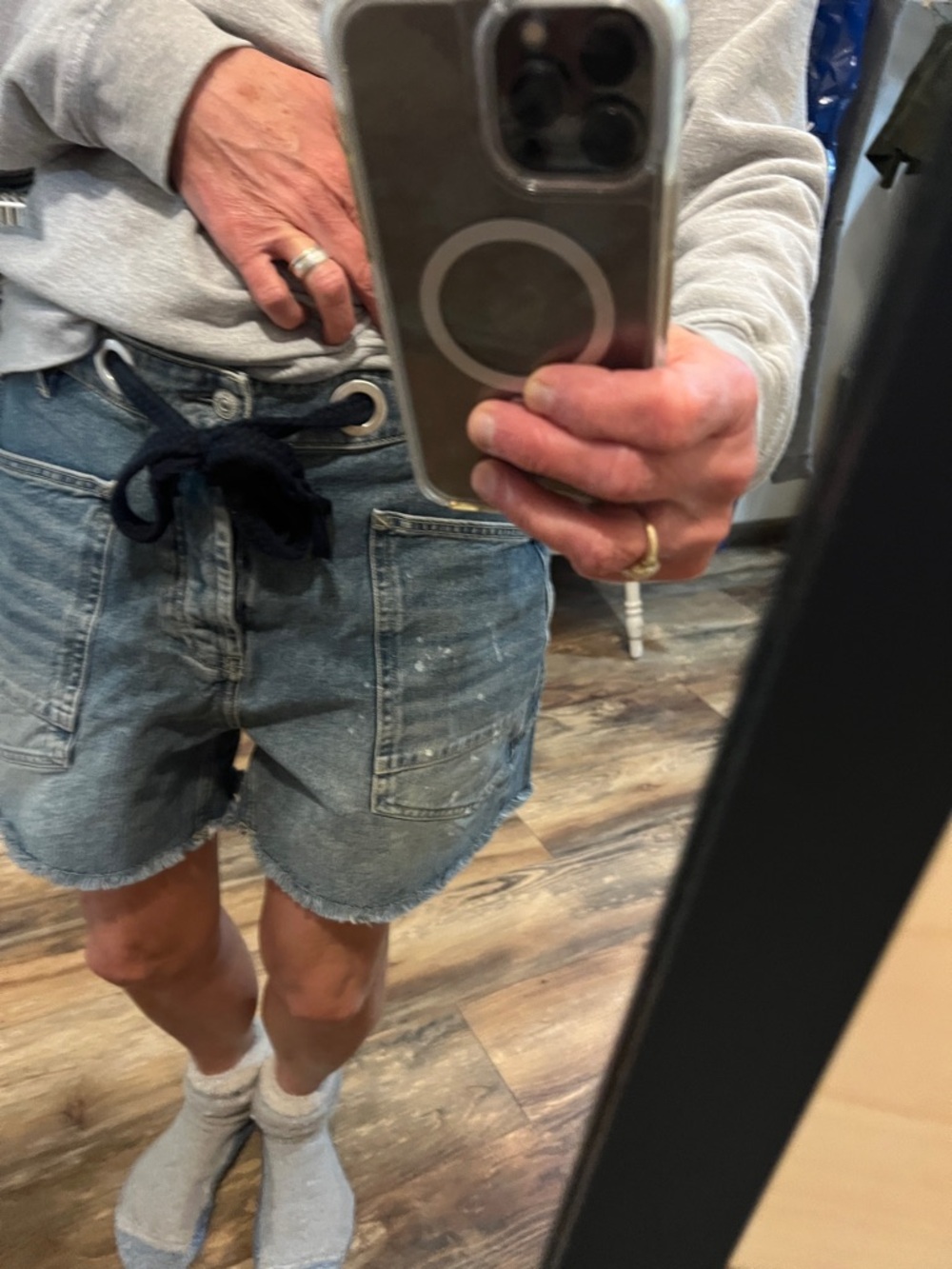 Free People denim shorts in very good condition. - Picture 2 of 12